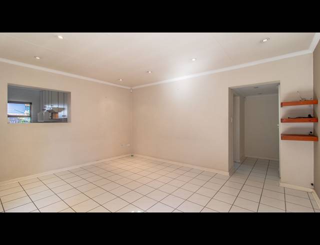 4 BEDROOM HOUSE FOR SALE IN MARAIS STEYN PARK